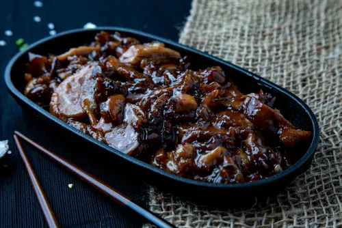 Duck With Plum Sauce or Sauce of Your Choice | Thekawloon.com | Kawloon Chinese Restaurant, Abu Dhabi, UAE